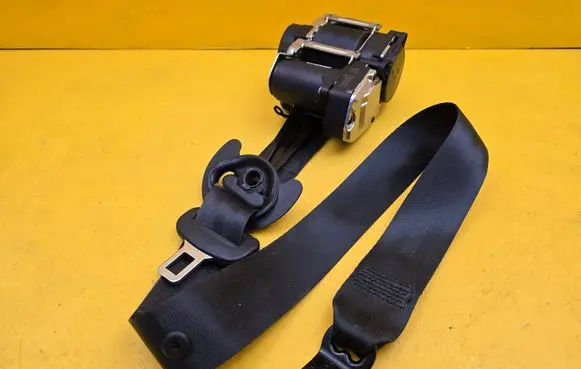 Volkswagen Tiguan Front seatbelt 2GA857705A