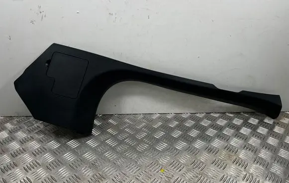 Mercedes-Benz GLC X253 C253 Front sill trim cover A2056860536 18321224 A2056802735