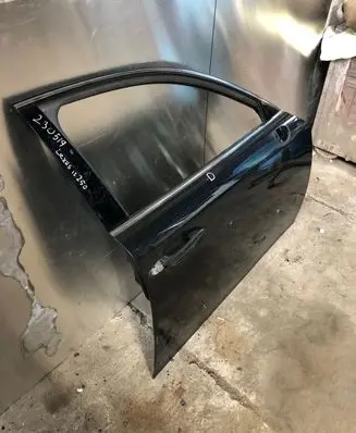 Lexus IS 220D-250-350 Front door