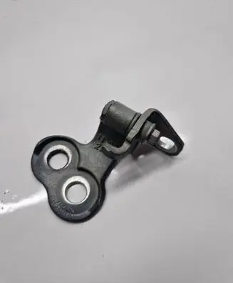 Ford Focus Front door lower hinge 