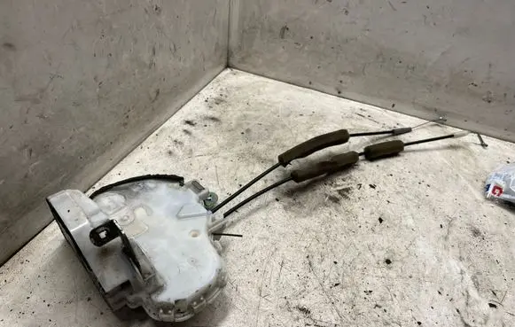 Honda Civic Front door lock