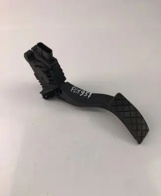 Volkswagen Golf VII Accelerator throttle pedal 5Q1723503H