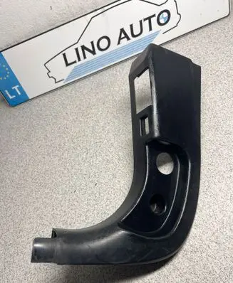 BMW 5 E60 E61 Foot area side trim 7025029