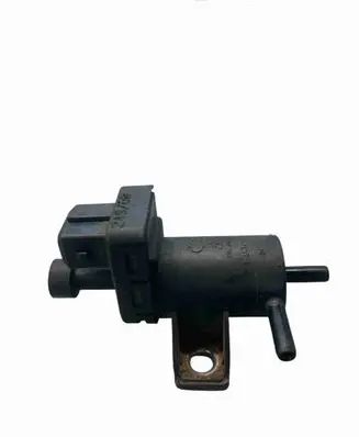 Nissan Qashqai+2 Vacuum valve 8200762597