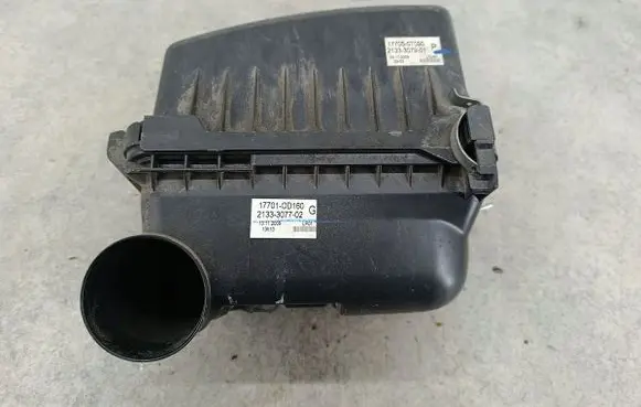 Toyota Corolla E140 E150 Air filter box 