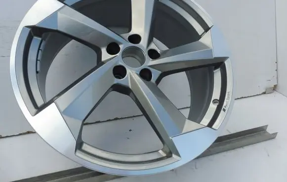 Audi A7 S7 4K8 R20 alloy rim 4K8601025N