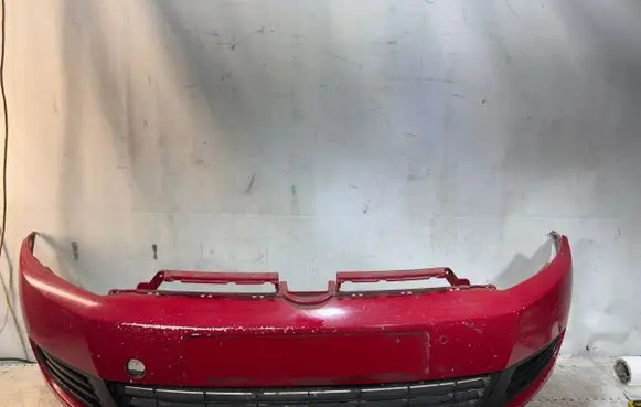 Volkswagen Golf VI Front bumper