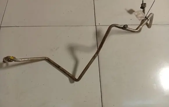 Toyota RAV 4 (XA30) Air conditioning (A/C) pipe/hose
