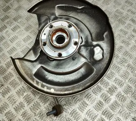 Volvo XC90 Rear wheel hub 32395005 32217287