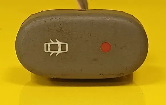 Renault Clio II Central locking switch button 421818C