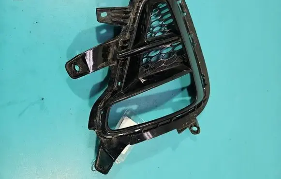 KIA Ceed Front fog light trim/grill 86564-J7010 IMPRK1540234
