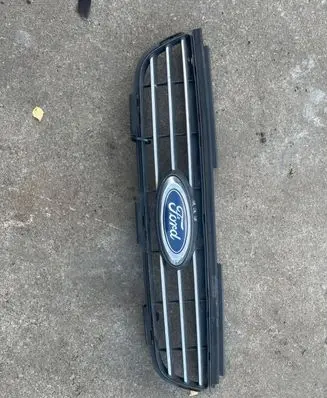 Ford Galaxy Front bumper upper radiator grill Am218200a