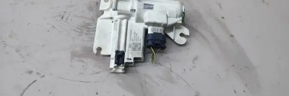 Audi A8 S8 D5 Rear door soft close latching motor 4N0837060 40520188 261020