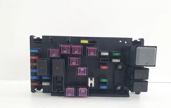 Subaru Forester SH Fuse module 82241SC020PD