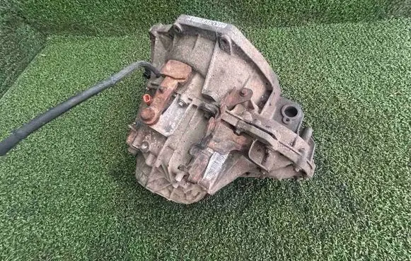 Renault Master II Manual 6 speed gearbox PF6014 8200546204