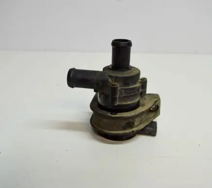 Volkswagen PASSAT B6 Electric auxiliary coolant/water pump 1K0965561F