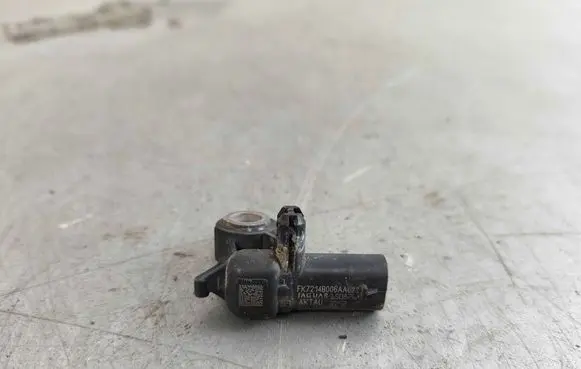 Jaguar XE Airbag deployment crash/impact sensor T2H2790