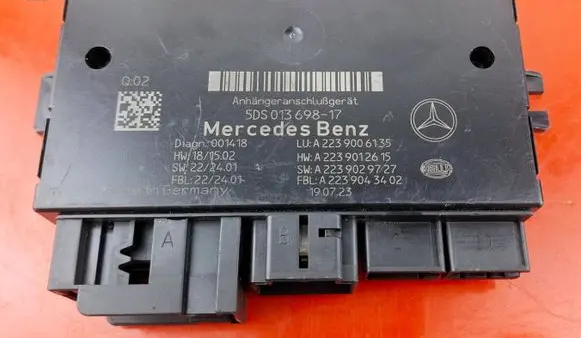 Mercedes-Benz S W223 AHM trailer towing control unit/module A2239006135
