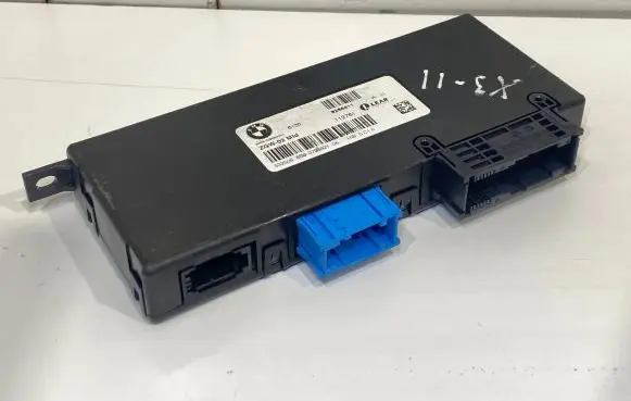 BMW X3 F25 Gateway control module 532506 9266411 8B907962105