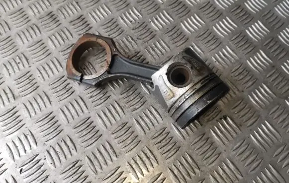 Mercedes-Benz Sprinter W906 Piston with connecting rod 65100 8349P