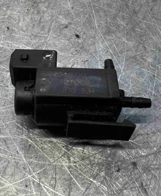 BMW 1 F20 F21 Turbo solenoid valve 7810831