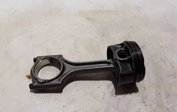 Volvo XC60 Piston with connecting rod 32213693