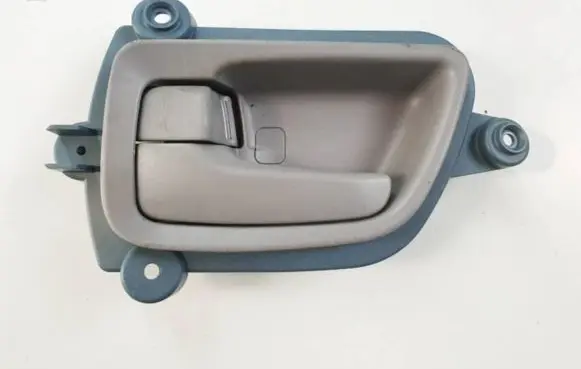 Mitsubishi Grandis Front door interior handle