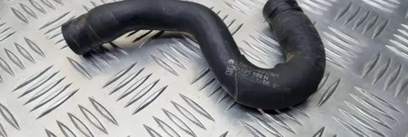 Audi A6 S6 C5 4B Engine coolant pipe/hose 8D0121109H