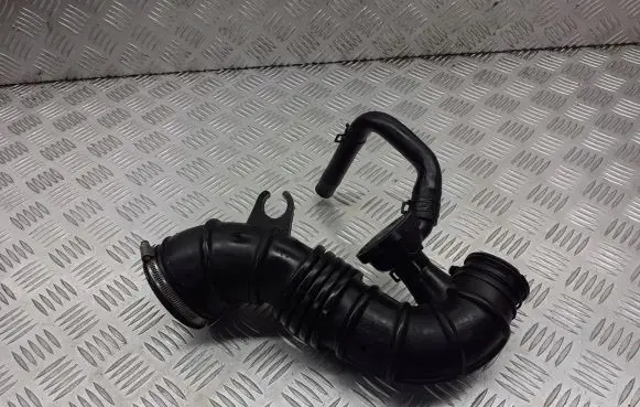 Hyundai Getz Air intake hose/pipe 28138-1C600