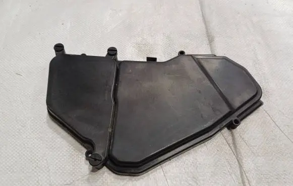 Porsche Cayenne (92A) Fuse box cover 7L0937576B