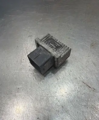 Citroen C5 Glow plug pre-heat relay 9640469680 BCJ712
