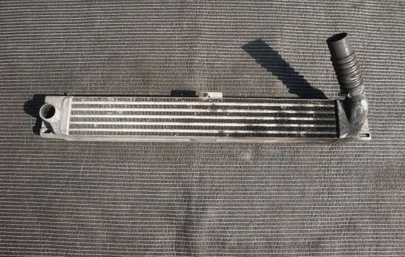 Opel Sintra Intercooler radiator 52476626