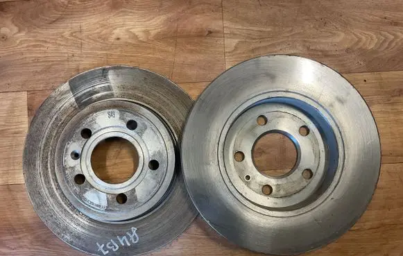 Audi A4 S4 B7 8E 8H Rear brake disc 