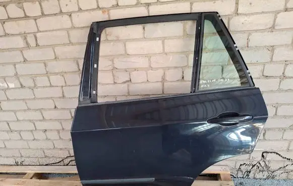 Rear door