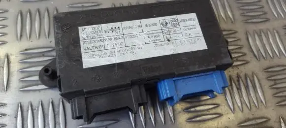 Renault Laguna I Comfort/convenience module 73847257c 7700421261a