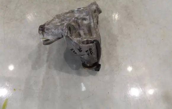 Alfa Romeo 147 Engine mounting bracket 46539781