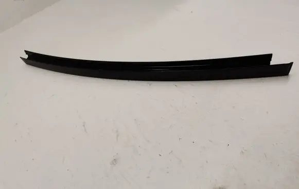 BMW 7 F01 F02 F03 F04 Rear door window/glass frame 7185235