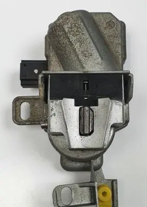 Ford Focus Steering wheel lock 30680132