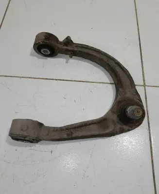Cadillac SRX Front lower control arm/wishbone NOCODE
