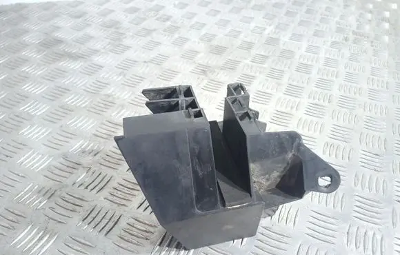 Land Rover Discovery 3 - LR3 Other engine bay part 491505413