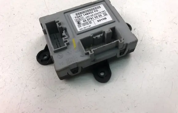 Ford Mondeo MK IV Door control unit/module 7G9T14B533FD