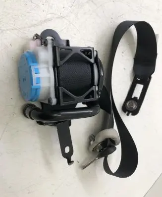 Mazda 3 III Front seatbelt 0589P1000146