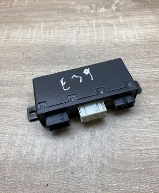 BMW 5 E39 Door control unit/module 6904255 689667 HW10SW11