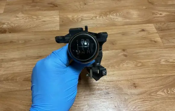 Peugeot Partner Gear shifter/selector 96714225
