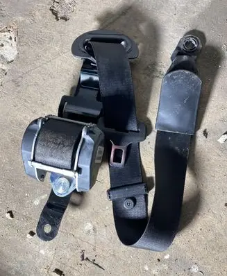 BMW X5 E70 Front seatbelt
