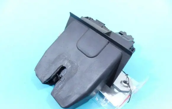 Ford Focus Tailgate/trunk/boot lock/catch/latch 8M51-R442A66-DA IMPRK1242740