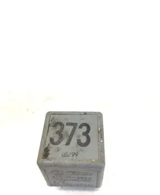 Audi A5 8T 8F Other relay 8D0951253A VD3134B52X301