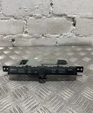 Toyota Avensis T250 On-board computer control switch FA00071B