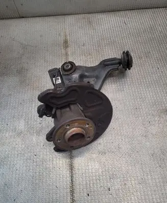 Mercedes-Benz Vito Viano W447 Front wheel hub A4473300720
