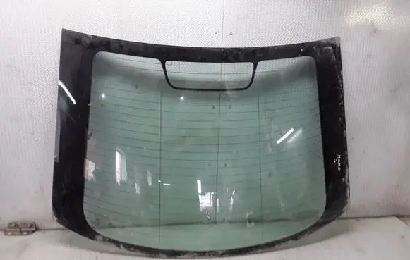 Ford Mondeo Mk III Rear windscreen/windshield window 